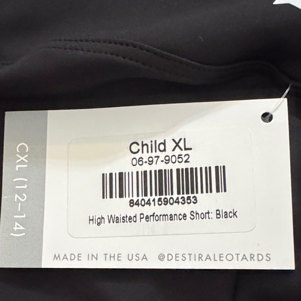 Girls' XL Black Destira High Waisted performance shorts - Picture 2 of 4